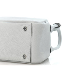 Load image into Gallery viewer, Taurillon Clemence Mini Lindy 20 Bleu Pale