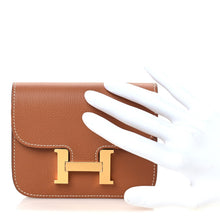Load image into Gallery viewer, Evercolor Bi-Color Constance Slim Wallet Gold Lime