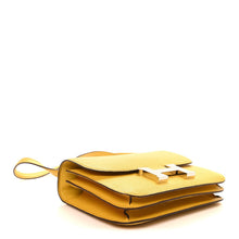 Load image into Gallery viewer, Chevre Mysore Constance 18 Jaune De Naples