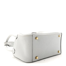 Load image into Gallery viewer, Taurillon Clemence Mini Lindy 20 Bleu Pale