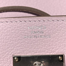 Load image into Gallery viewer, Evercolor Kelly To Go Wallet Mauve Pale