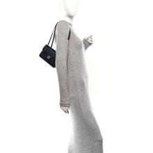 Load image into Gallery viewer, Box Lizard Constance 1-24 Black Ombre