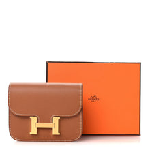 Load image into Gallery viewer, Evercolor Bi-Color Constance Slim Wallet Gold Lime