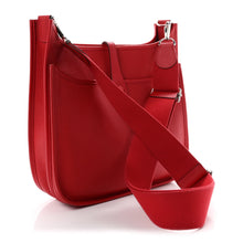 Load image into Gallery viewer, Taurillon Clemence Evelyne III PM Rouge Casaque