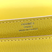 Load image into Gallery viewer, Chevre Mysore Mini Verrou Chaine Bag Lime