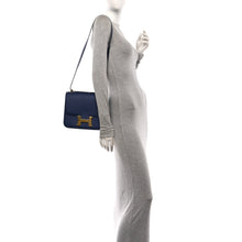 Load image into Gallery viewer, Epsom Constance 24 Bleu Saphir