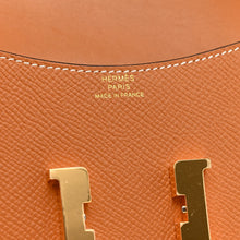 Load image into Gallery viewer, Epsom Constance Slim Wallet Toffee