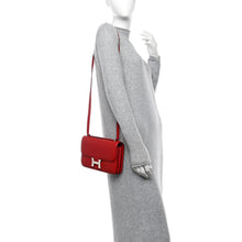 Load image into Gallery viewer, Epsom Constance Elan 25 Rouge Casaque
