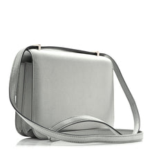 Load image into Gallery viewer, Metallic Chevre Chamkilight Constance 18 Argent