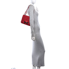 Load image into Gallery viewer, Swift Crinoline Constance 24 Rouge Casaque