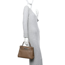 Load image into Gallery viewer, Evercolor Kelly Retourne 28 Beige De Weimar