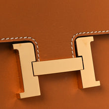 Load image into Gallery viewer, Tadelakt Constance Short Wallet Gold