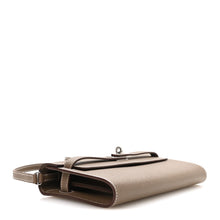 Load image into Gallery viewer, Epsom Kelly Wallet To Go Etoupe