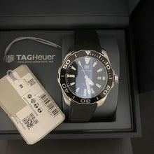 Load image into Gallery viewer, Tag Heuer Aquaracer Black Dial Black Rubber Strap Watch for Men - WAY111A.FT6151