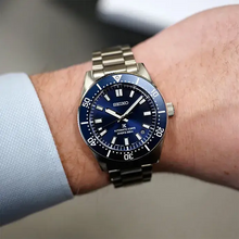 Load image into Gallery viewer, Seiko Prospex 1965 Heritage Diver’s Automatic Blue Dial Silver Steel Strap Watch for Men - SPB451J1
