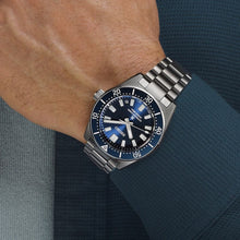 Load image into Gallery viewer, Seiko Prospex 1965 Heritage Diver’s Automatic Blue Dial Silver Steel Strap Watch for Men - SPB451J1