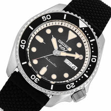 Load image into Gallery viewer, Seiko 5 Sports SKX Automatic Black Dial Black Silicone Strap Watch for Men - SRPD73K2