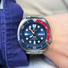 Load image into Gallery viewer, Seiko Prospex PADI Special Edition Automatic Blue Dial Silver Steel Strap Watch for Men - SRPE99