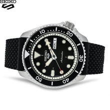 Load image into Gallery viewer, Seiko 5 Sports SKX Automatic Black Dial Black Silicone Strap Watch for Men - SRPD73K2