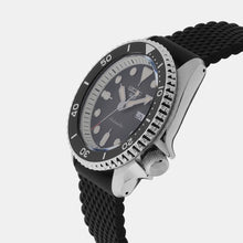 Load image into Gallery viewer, Seiko 5 Sports SKX Automatic Black Dial Black Silicone Strap Watch for Men - SRPD73K2