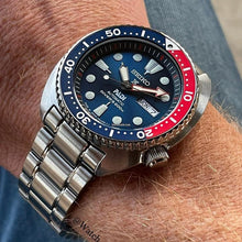 Load image into Gallery viewer, Seiko Prospex PADI Special Edition Automatic Blue Dial Silver Steel Strap Watch for Men - SRPE99