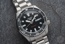 Load image into Gallery viewer, Seiko 5 Sports SKX Automatic Black Dial Silver Steel Strap Watch for Men - SRPL85K1