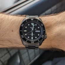 Load image into Gallery viewer, Seiko 5 Sports Automatic Black Dial Black Steel Strap Watch For Men - SRPD65K1