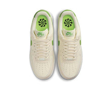 Load image into Gallery viewer, Nike Air Force 1 '07 SE