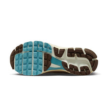Load image into Gallery viewer, Nike Zoom Vomero 5