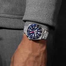Load image into Gallery viewer, Seiko 5 Sports GMT SKX Automatic Blueberry Dial Silver Steel Strap Watch For Men - SSK003K1