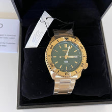 Load image into Gallery viewer, Seiko 5 Sports HUF Limited Edition Green Dial Gold Steel Strap Watch For Men - SRPJ20