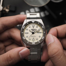 Load image into Gallery viewer, Seiko 5 Sports SKX Automatic Cream Dial Silver Steel Strap Watch For Men - SRPK31K1